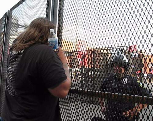 caged1.JPG